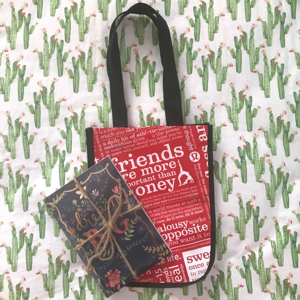 🍋 Lululemon sml reusable bag + molly&rex journals